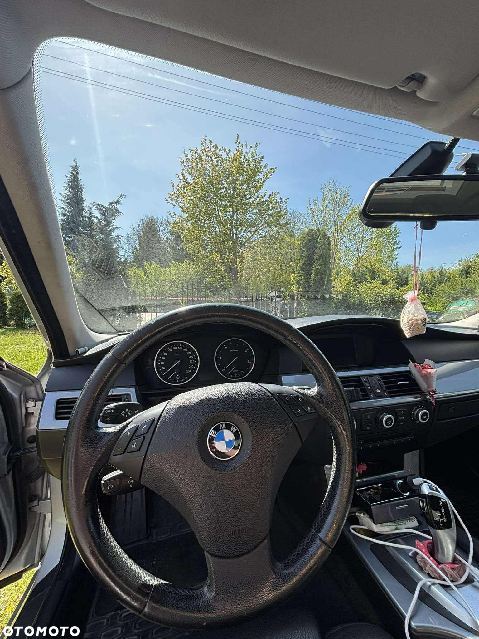BMW Seria 5 - 15