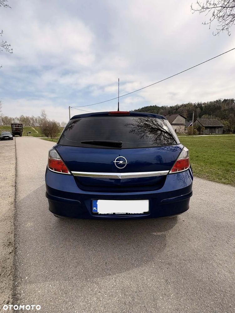 Opel Astra 1.6 - 10