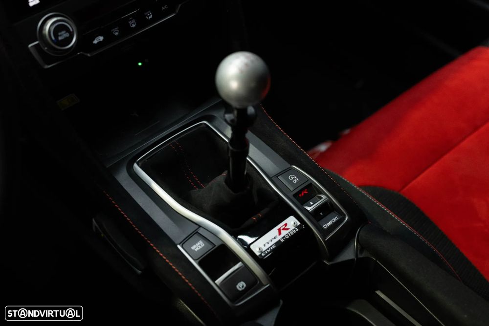 Honda Civic 2.0 VTEC Turbo Type R - 52