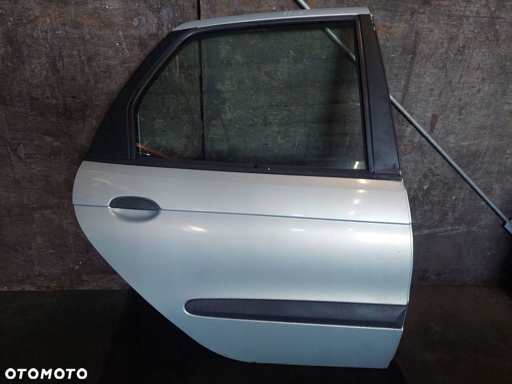 DRZWI KOMPLETNE PRAWY TYŁ RENAULT SCENIC I LIFT MV632 - 1