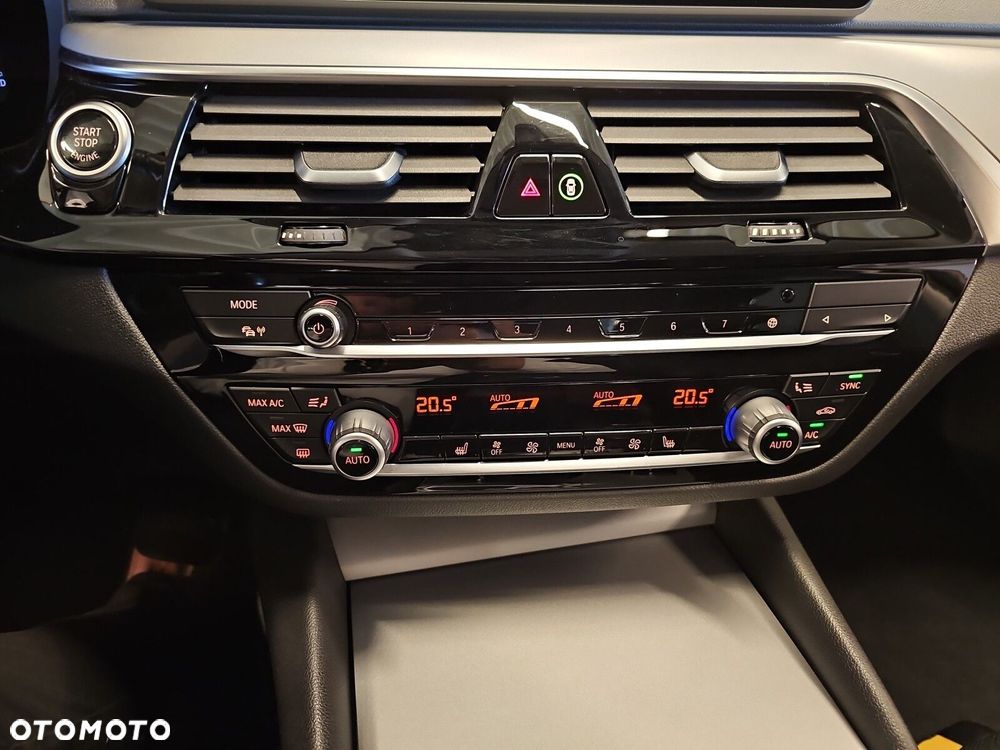 BMW Seria 5 - 23