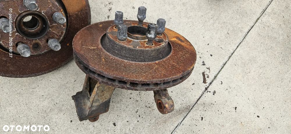 Zwrotnica piasta lewa prawa przód zacisk jarzmo wahacz tarcza Ford Mondeo Mk4 2,2 TDCI 2008r - 17