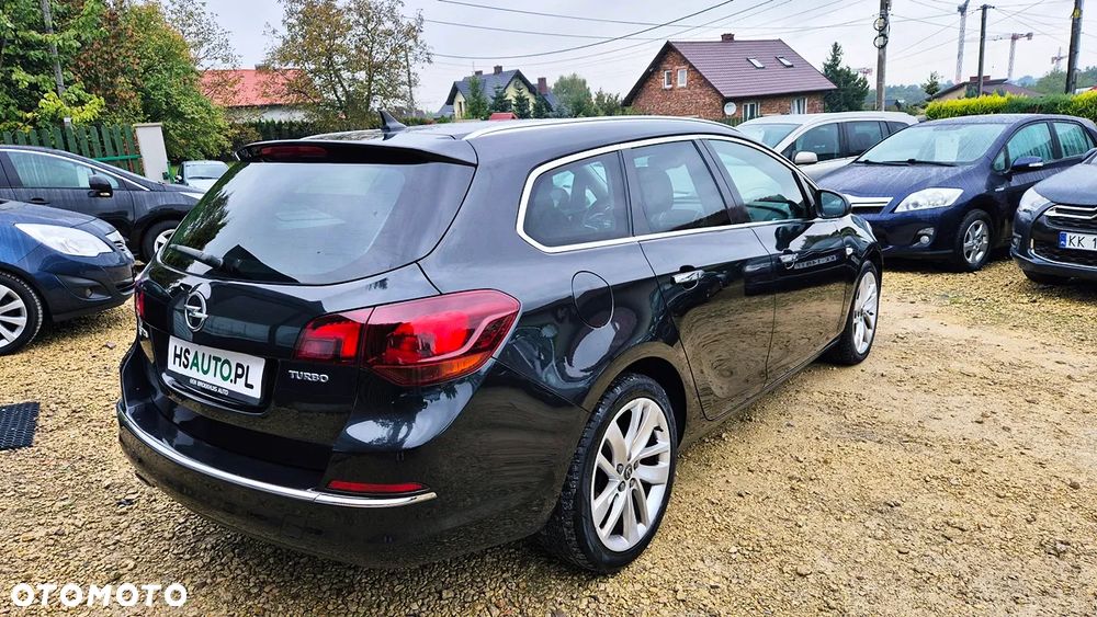 Opel Astra 1.4 Turbo Cosmo - 13