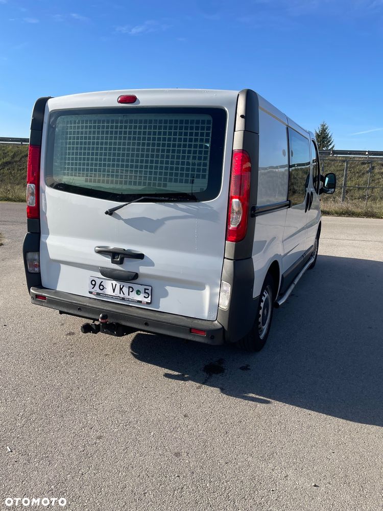 Opel Vivaro - 4