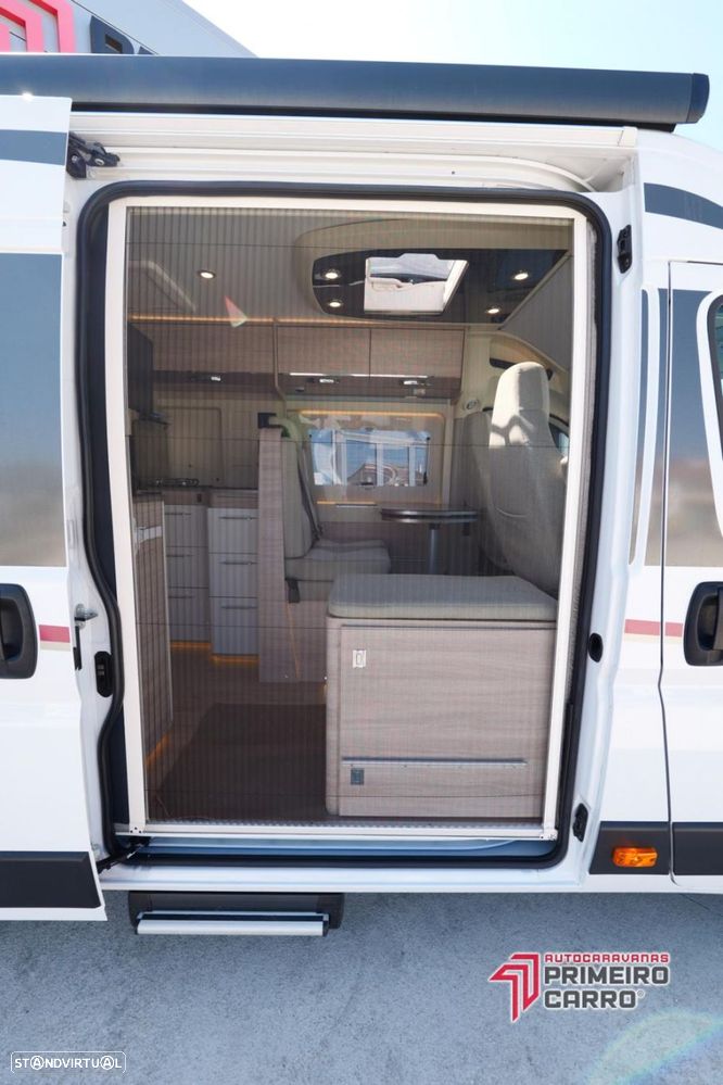 Rapido Van V62 cama francesa - 42