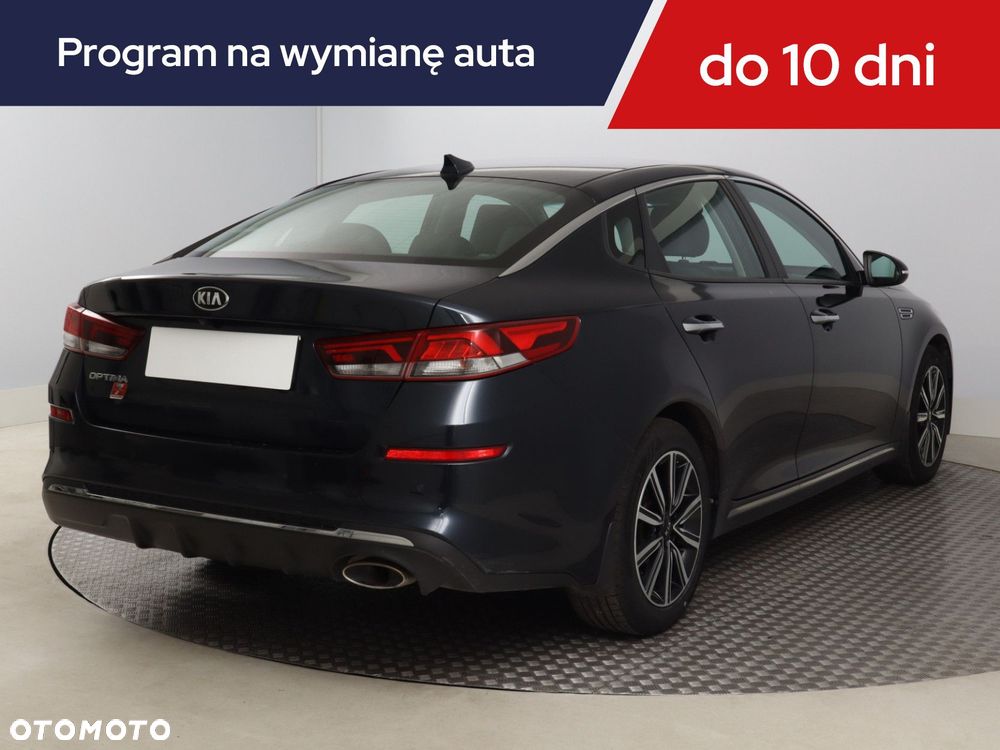 Kia Optima - 7