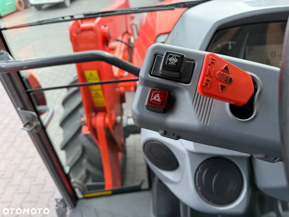 Kubota M5111H-C - 24