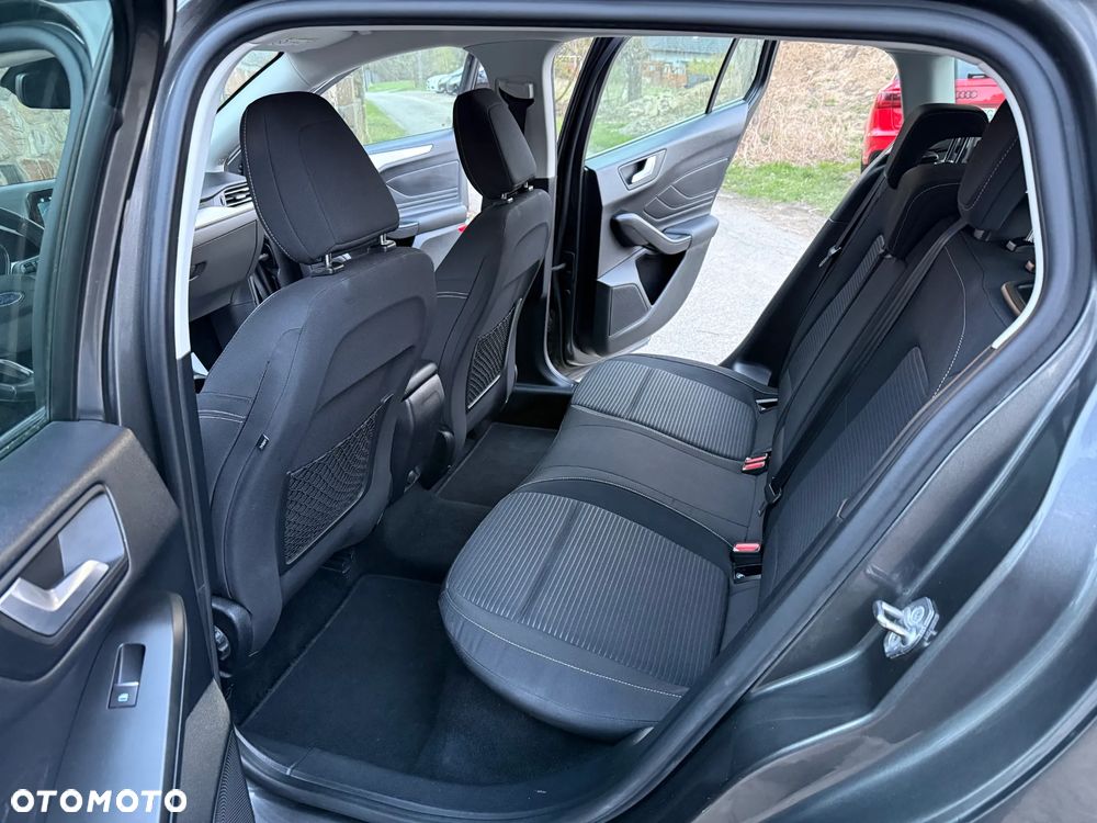 Ford Focus 1.5 TDCi DPF Start-Stopp-System Titanium - 23