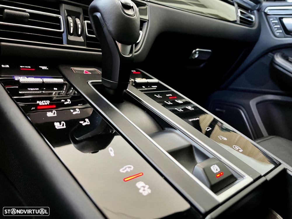 Porsche Macan S - 14