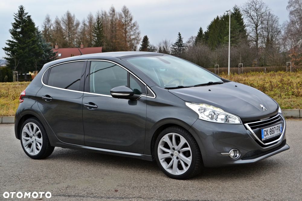 Peugeot 208 BlueHDi 100 GT Pack - 3