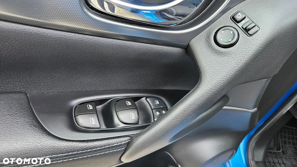 Nissan Qashqai 1.7 dCi N-CONNECTA - 29