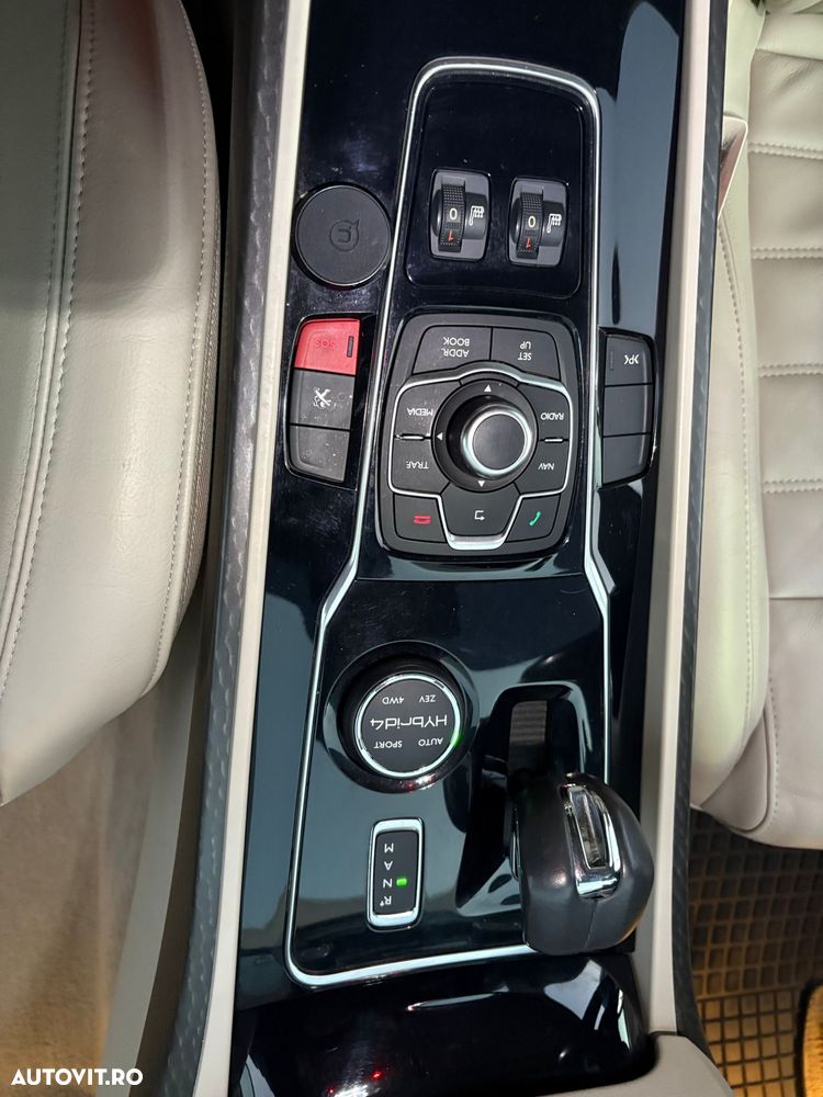 Peugeot 508 RXH Hybrid4 - 12