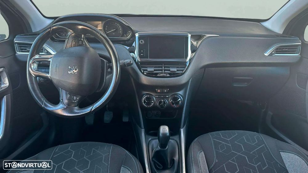 Peugeot 2008 1.2 PureTech Active - 13