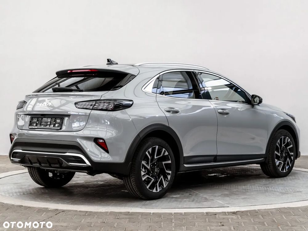 Kia XCeed 1.6 T-GDI Tribute DCT - 6