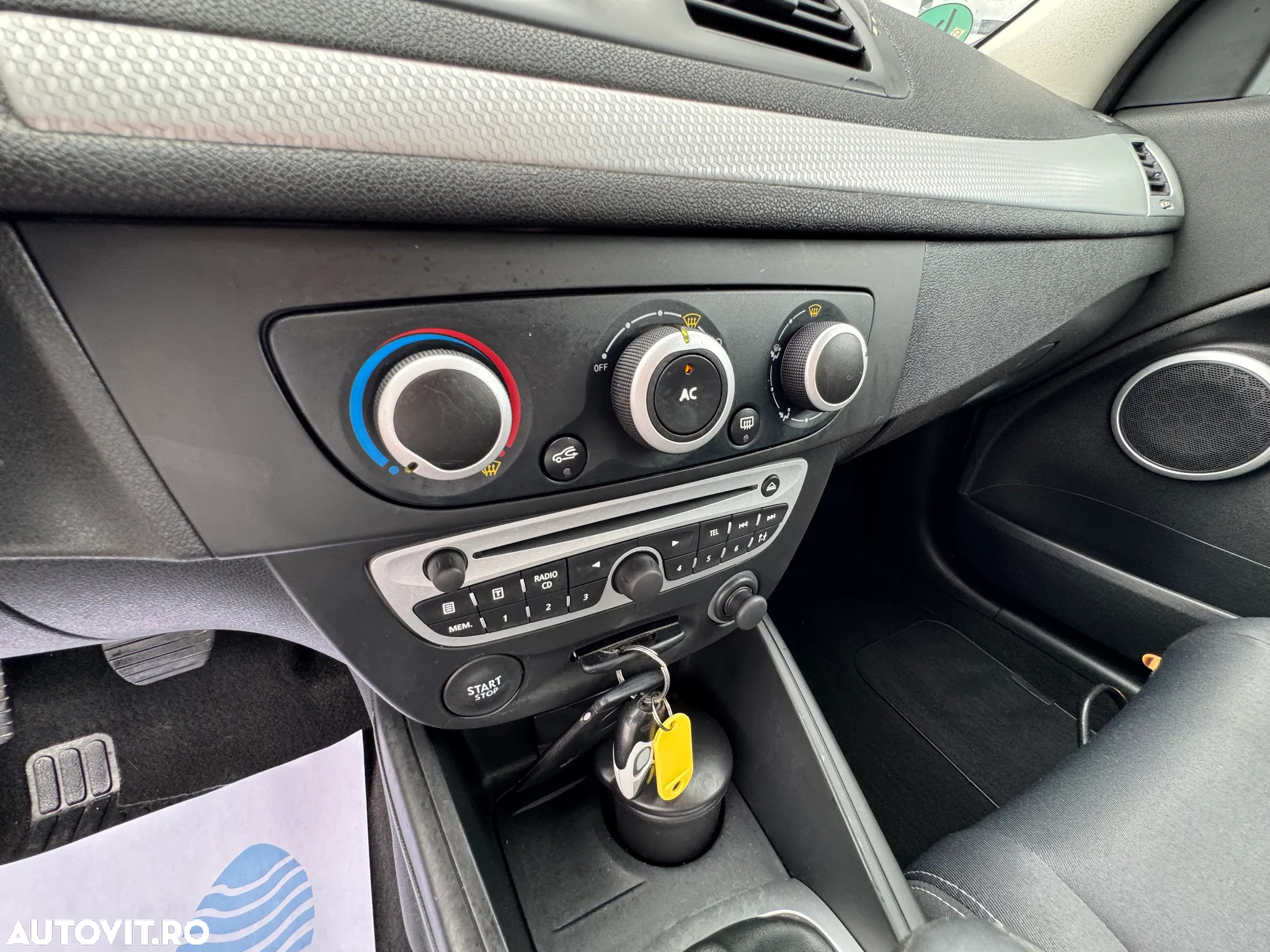 Renault Megane Bicorp 1.9dCi Dynamique - 26