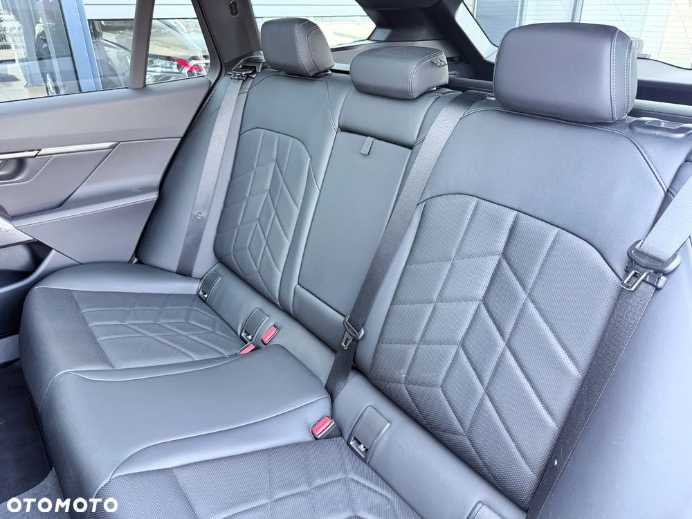 BMW Seria 5 520d - 33