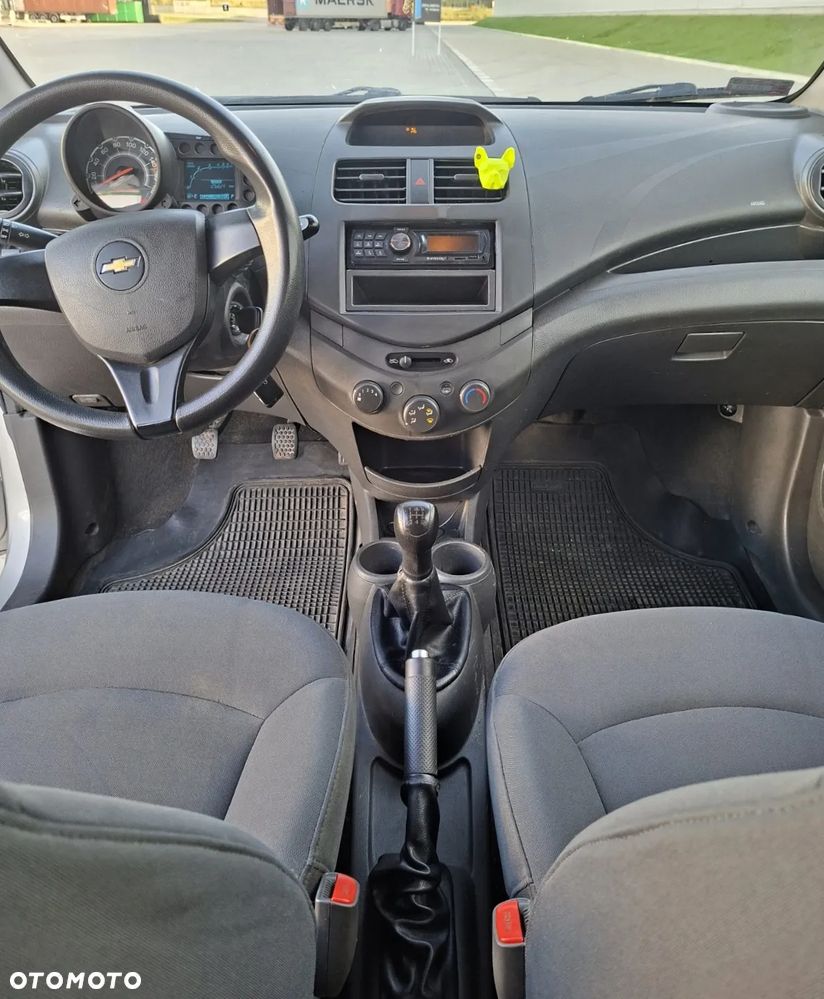 Chevrolet Spark - 16