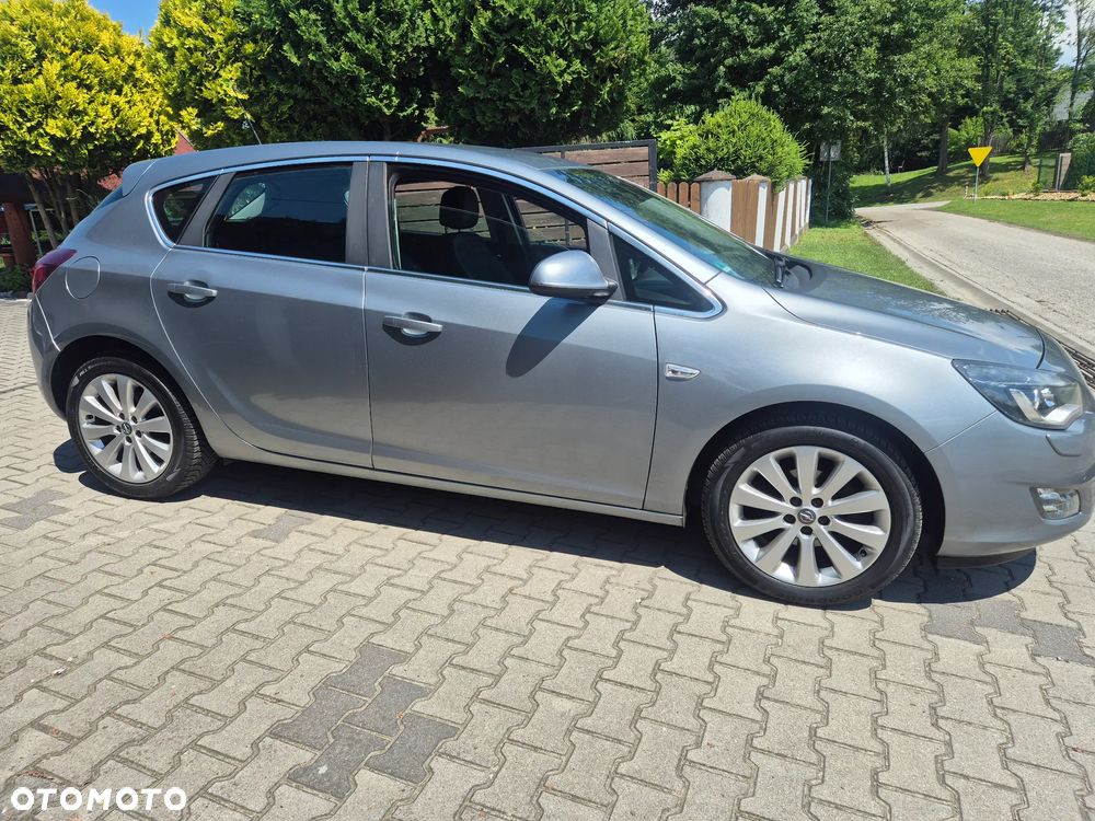 Opel Astra 1.4 Turbo Cosmo - 5