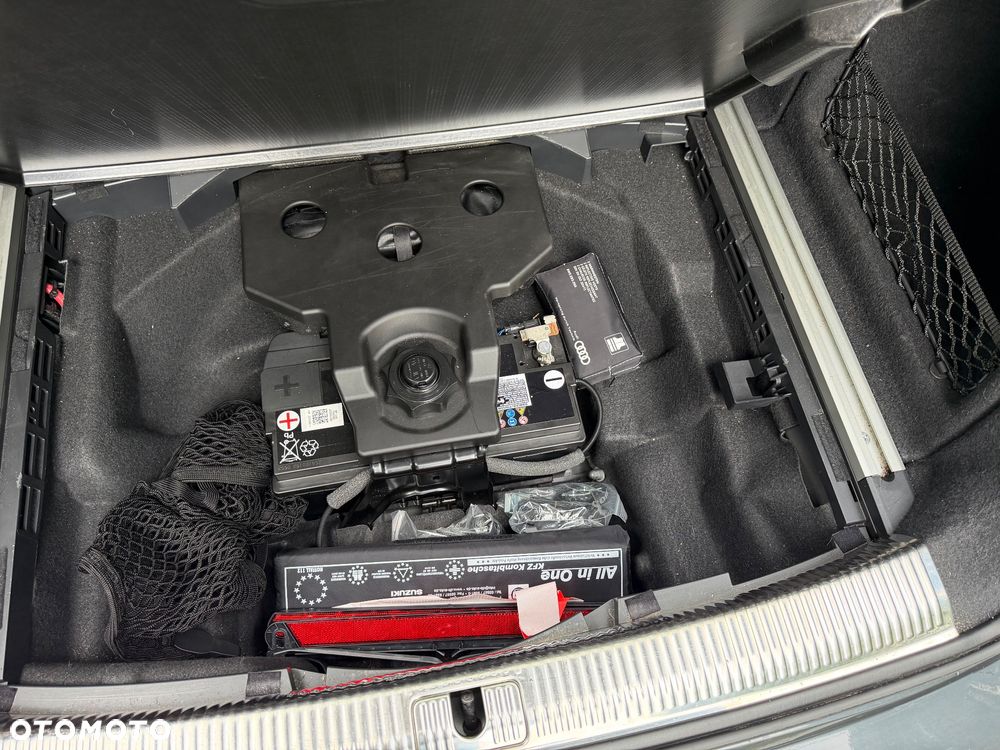 Audi A4 Avant 2.0 TDI Quattro S tronic - 14