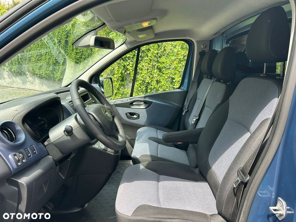Opel Vivaro - 21