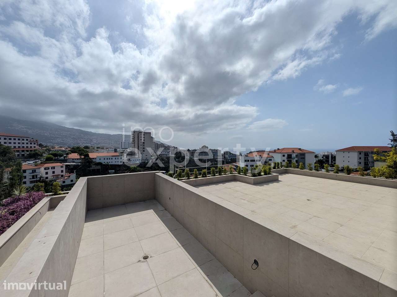 Apartamento T2 D na Quintinha da Fé, Funchal - Grande imagem: 4/31