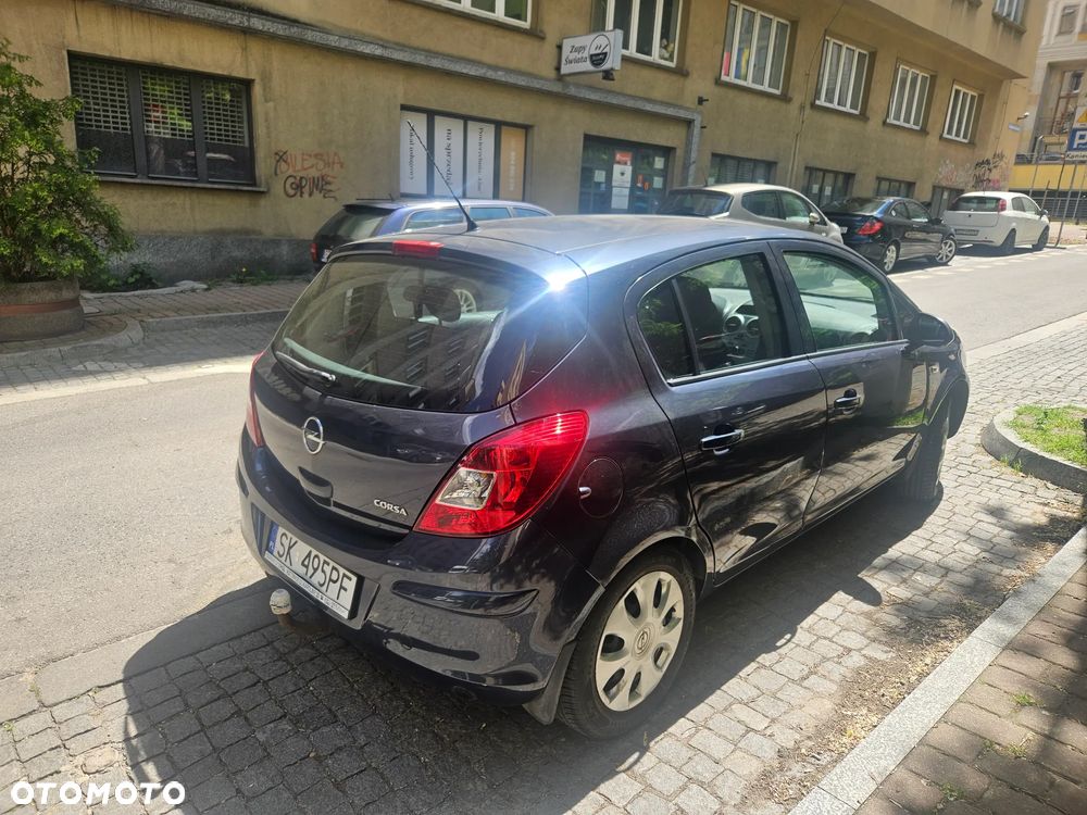 Opel Corsa 1.4 16V Enjoy - 12