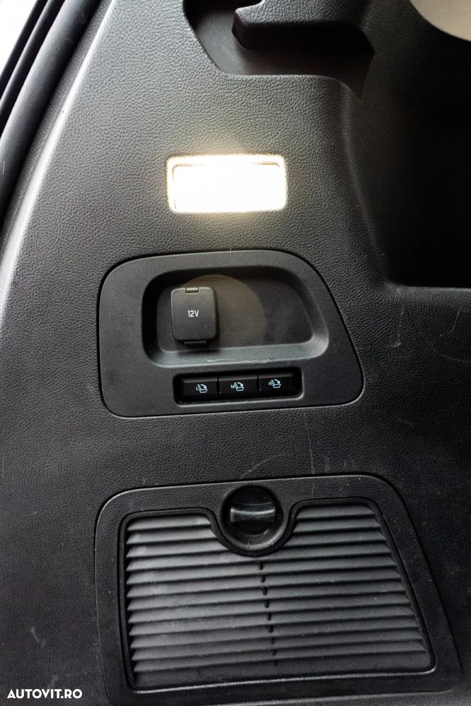 Ford S-Max 2.0 TDCi Powershift Titanium - 11