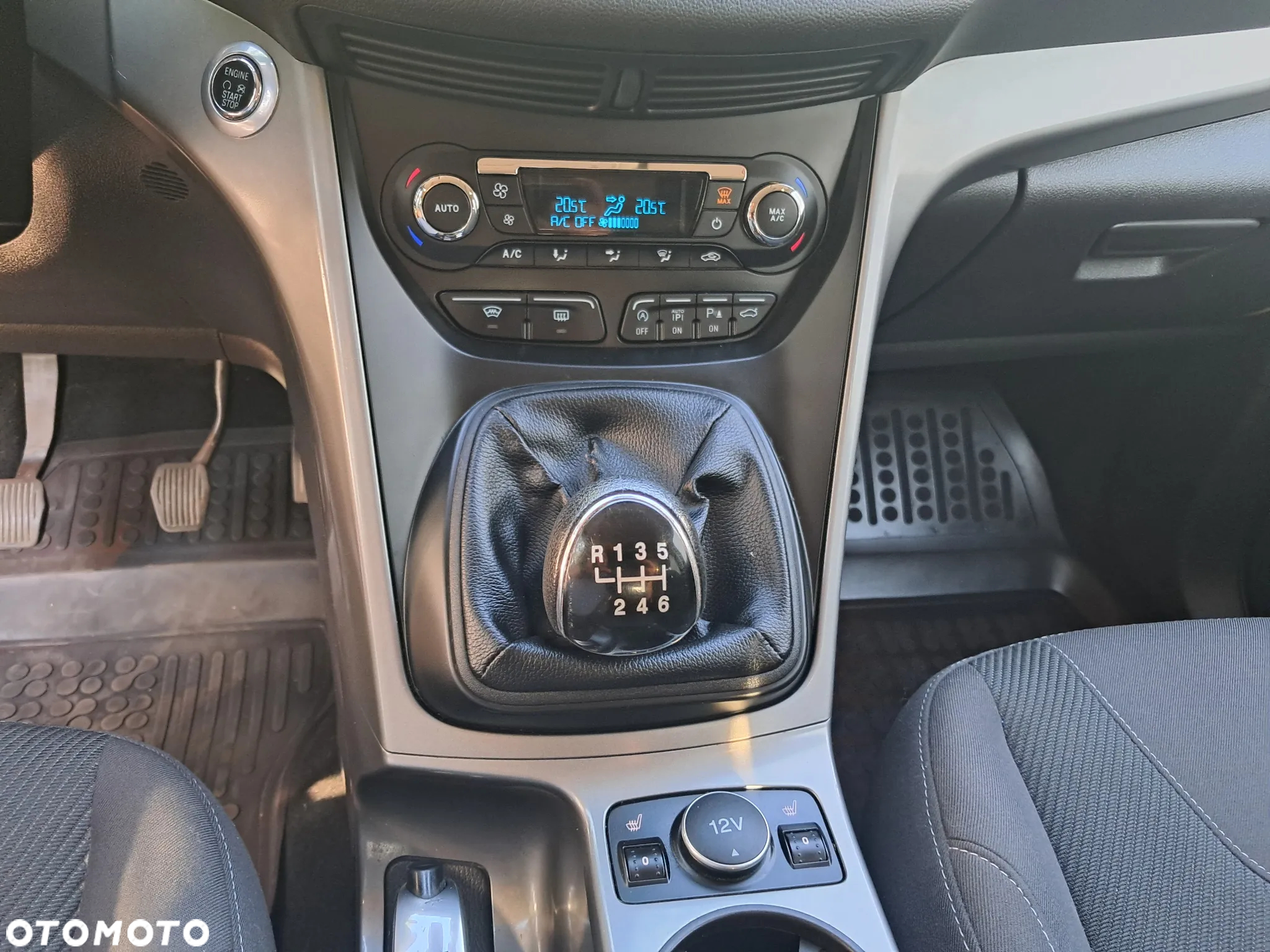 Ford Kuga 2.0 TDCi 4WD Titanium - 8