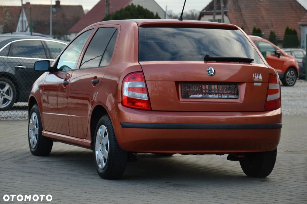 Skoda Fabia 1.2 HTP Comfort - 12