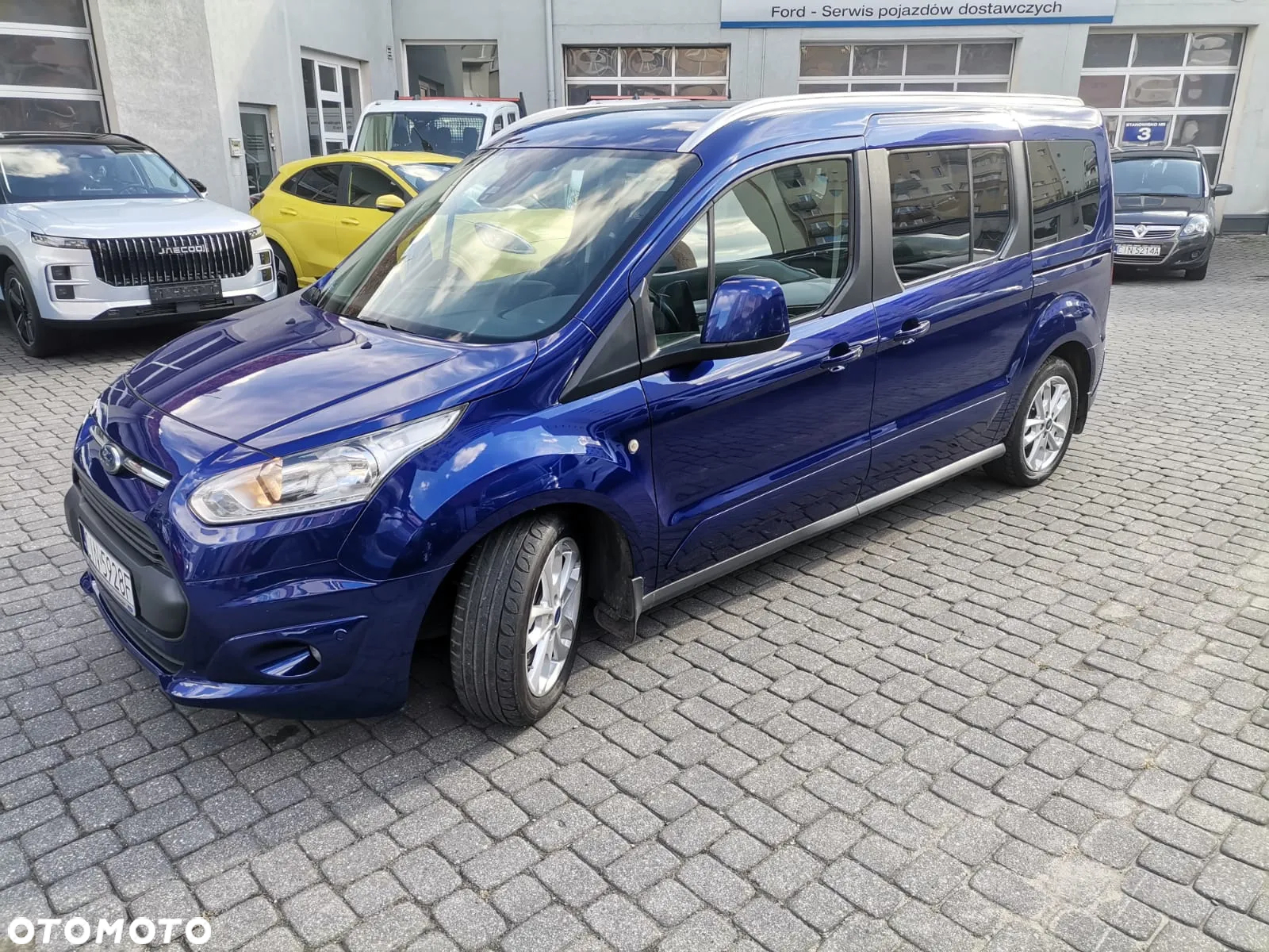 Ford Tourneo Connect 1.5 TDCi Titanium - 4