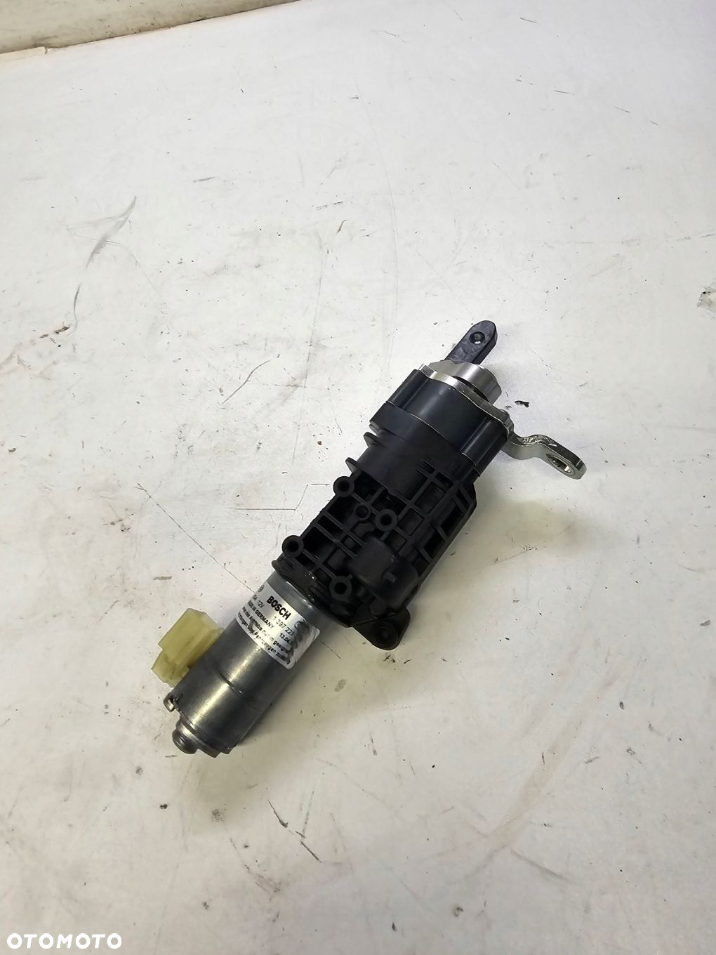 SIŁOWNIK DOCIĄG KLAPY TYŁ AUDI A6 C8 4K9827851B - 3