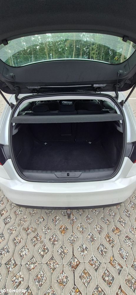 Peugeot 308 1.2 PureTech Allure S&S - 20