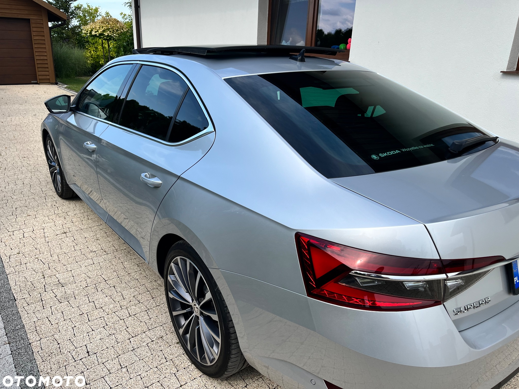 Skoda Superb 2.0 TDI SCR 4x4 L&K DSG - 19