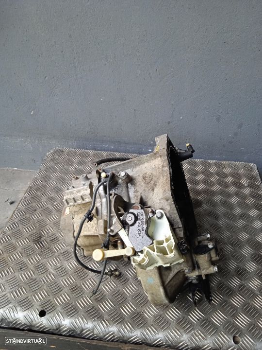 Caixa de velocidades Peugeot 207 1.6Hdi 110cv Ref: 20DP45 - 4