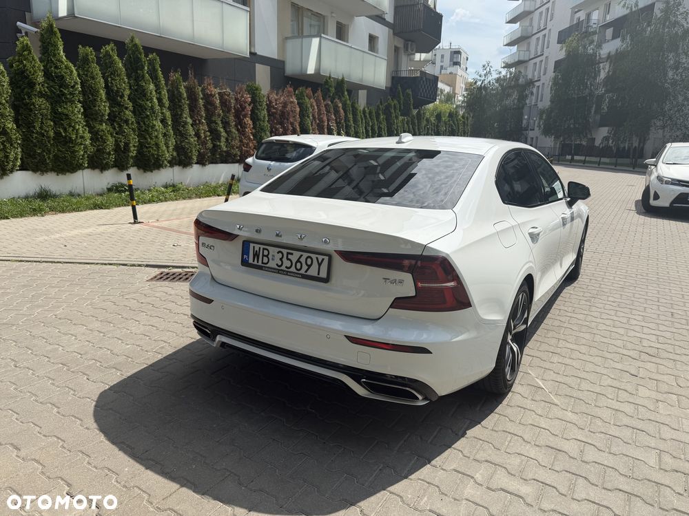 Volvo S60 T4 R-Design - 6
