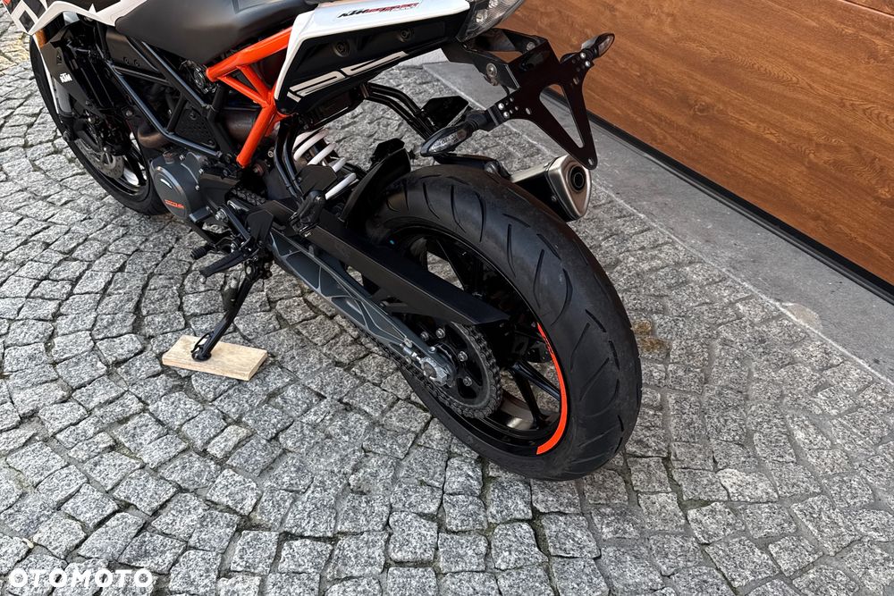 KTM Duke - 25