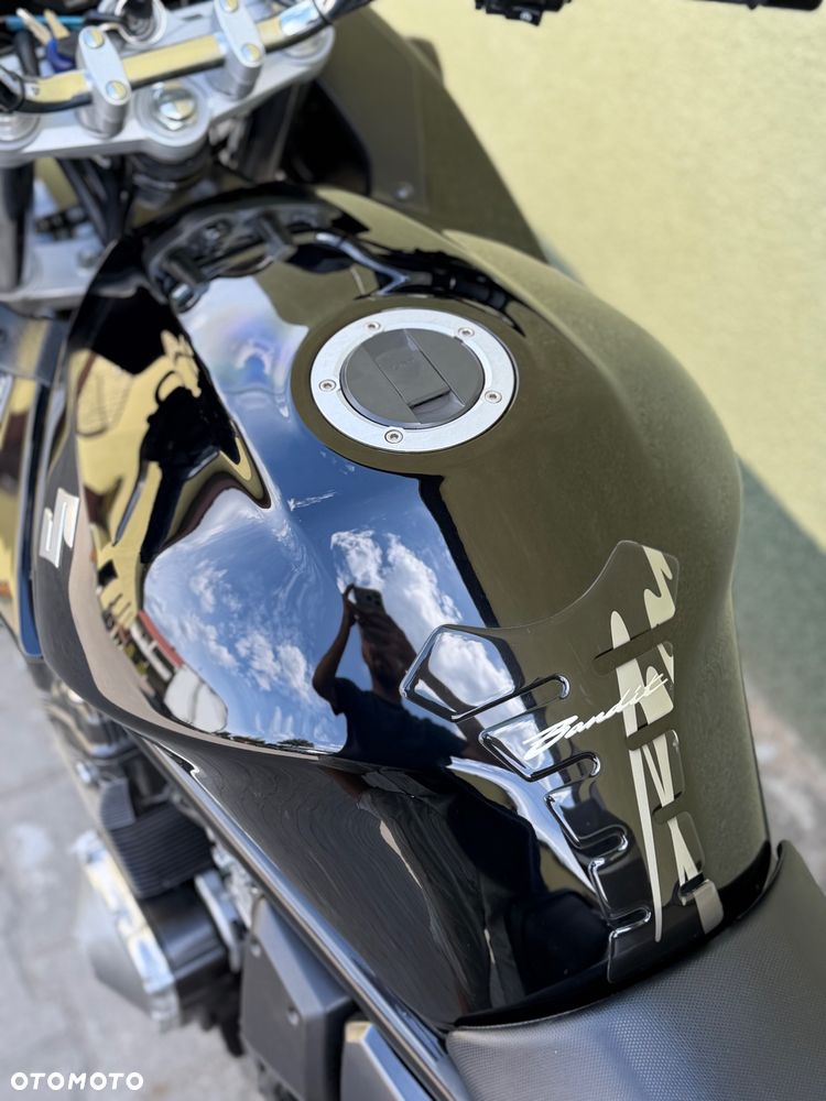 Suzuki Bandit - 32