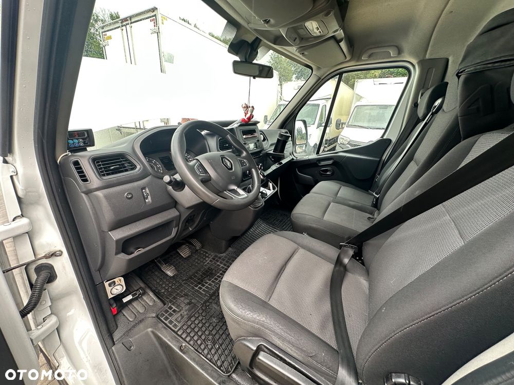 Renault Master - 13