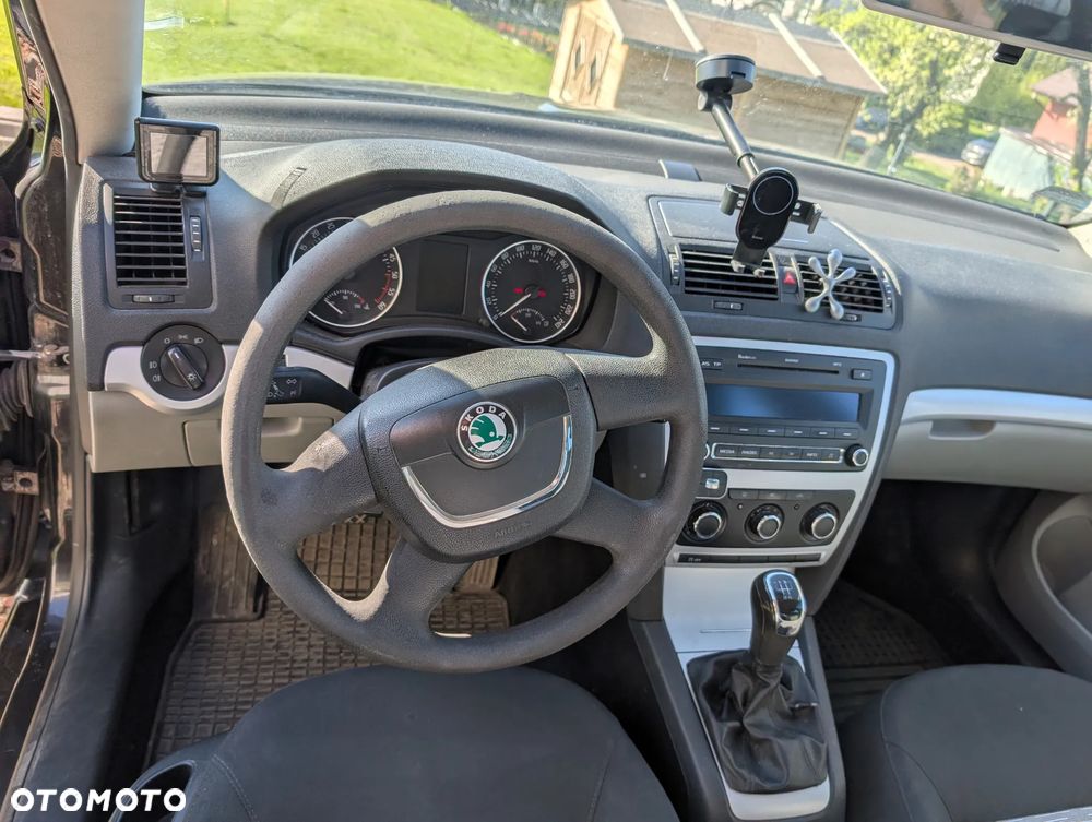 Skoda Octavia 1.6 TDI Ambiente - 11