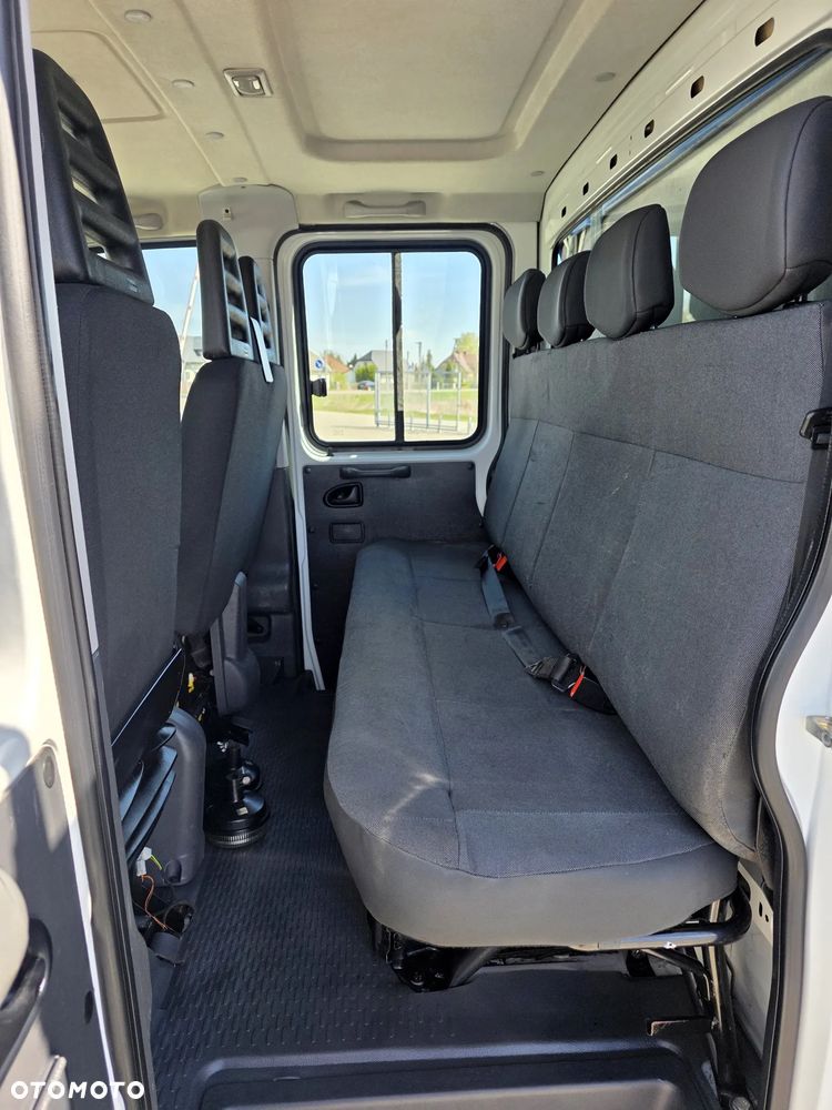 Iveco 35C17 3,0 HPI 170 KONNA DOKA BRYGADÓWKA 7 OSOBOWA 3,2M SKRZYNIA 130T/KM PRZEBIEGU GWARANCJA BLIŻNIAKI DO 3,5T WEBASTO - 19