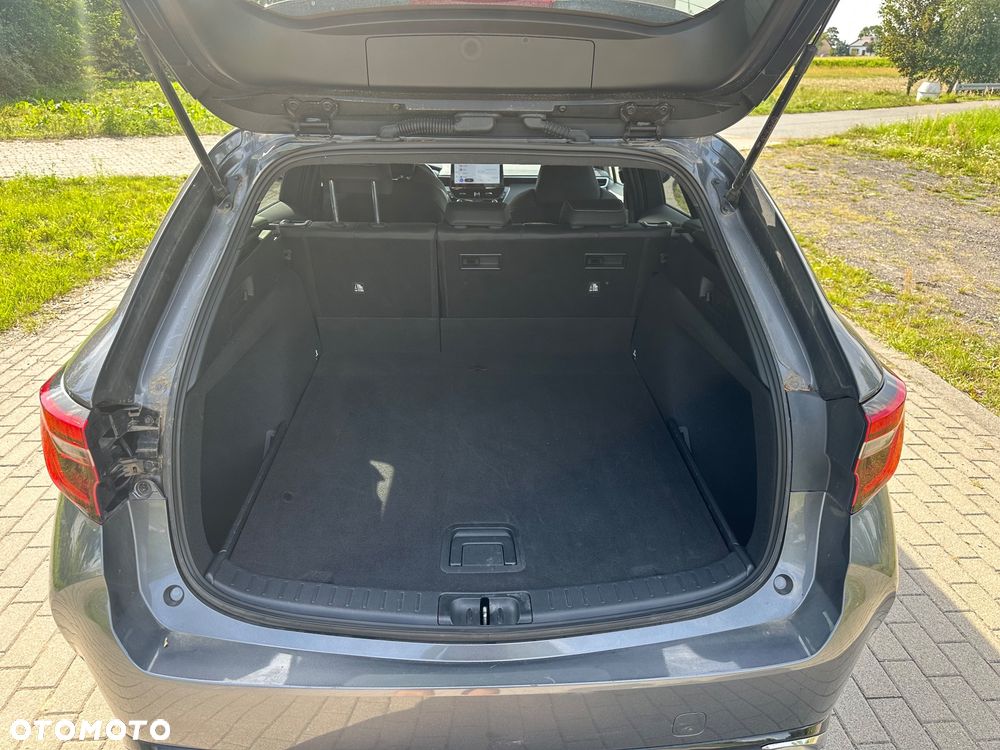 Toyota Corolla 1.8 Business Edition - 12