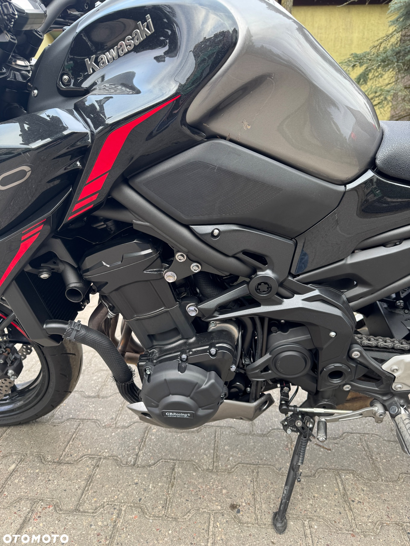 Kawasaki Z 900 - 6