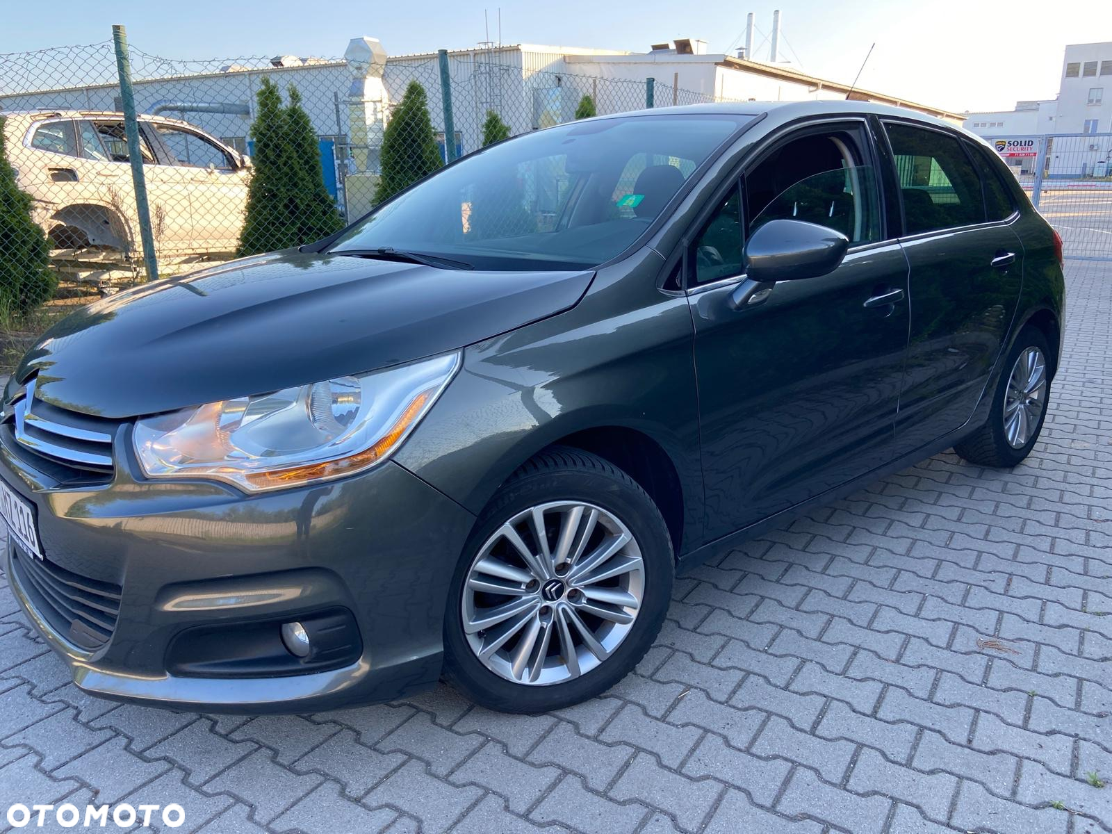 Citroën C4 VTi 95 Attraction - 2