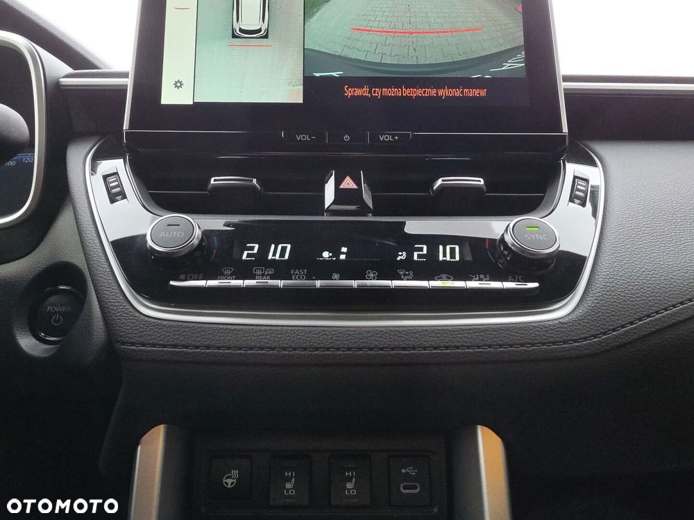 Toyota Corolla Cross 2.0 Hybrid Executive - 17