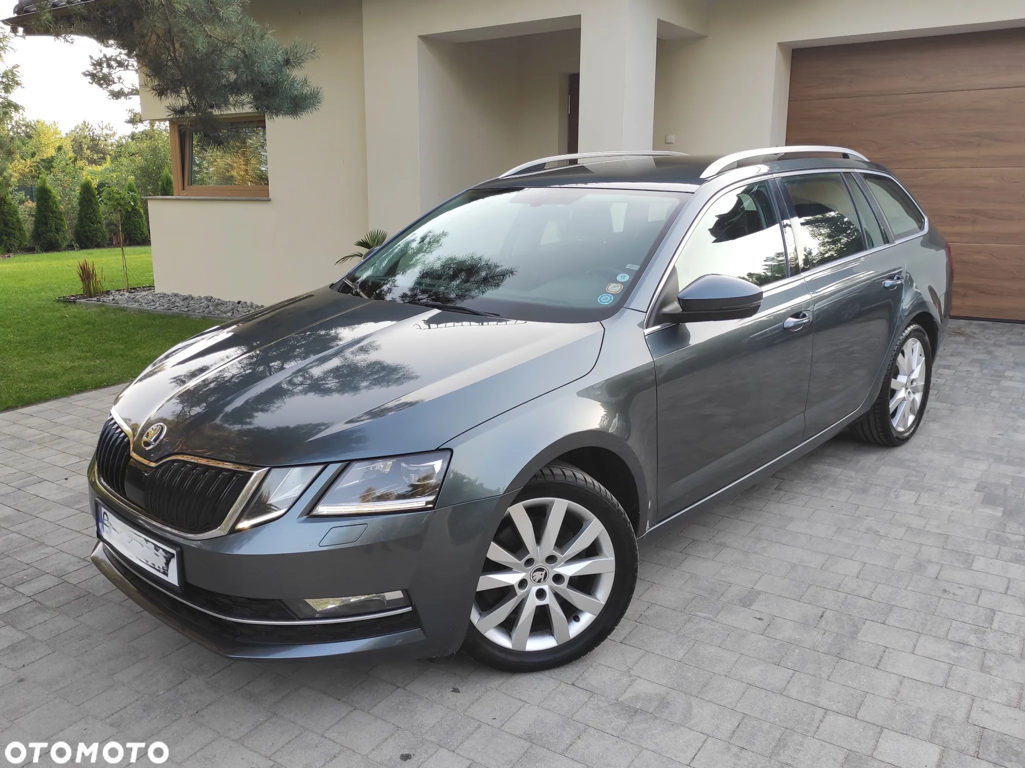 Skoda Octavia Combi 1.8 TSI DSG Style - 1