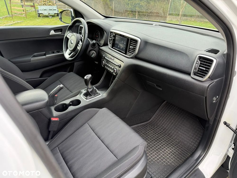 Kia Sportage - 10