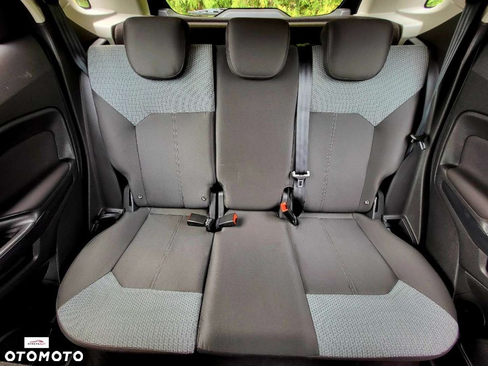 Ford EcoSport - 11