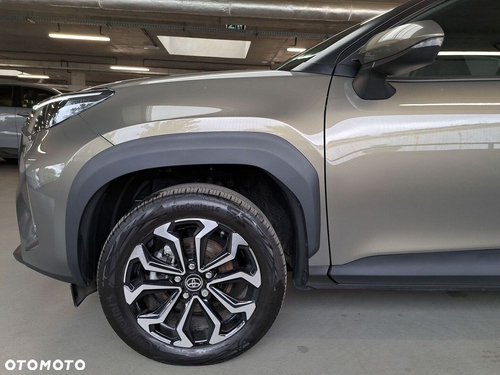 Toyota Yaris Cross Hybrid 1.5 Style - 32