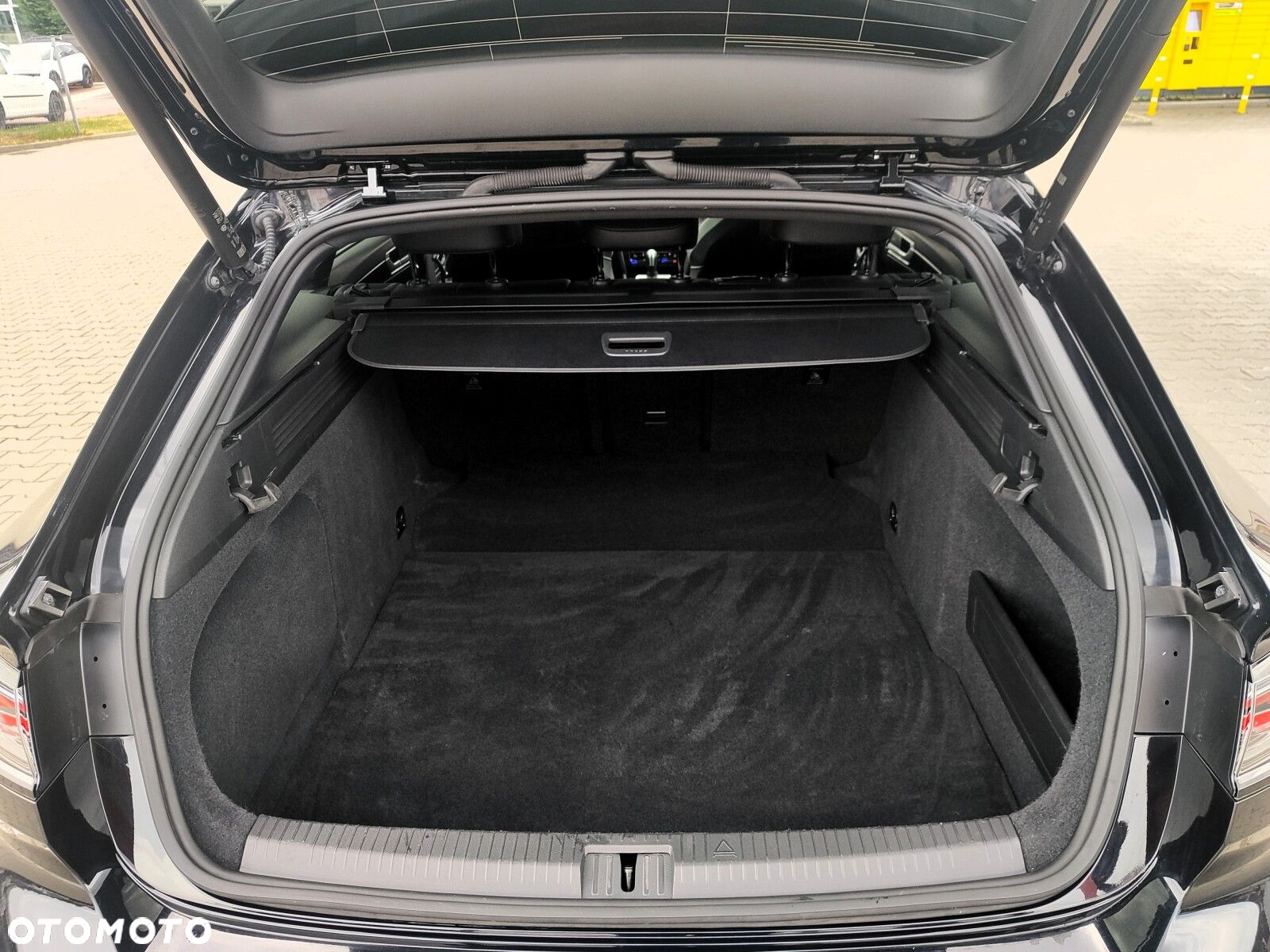 Volkswagen Arteon 2.0 TDI 4Motion R-Line DSG - 39