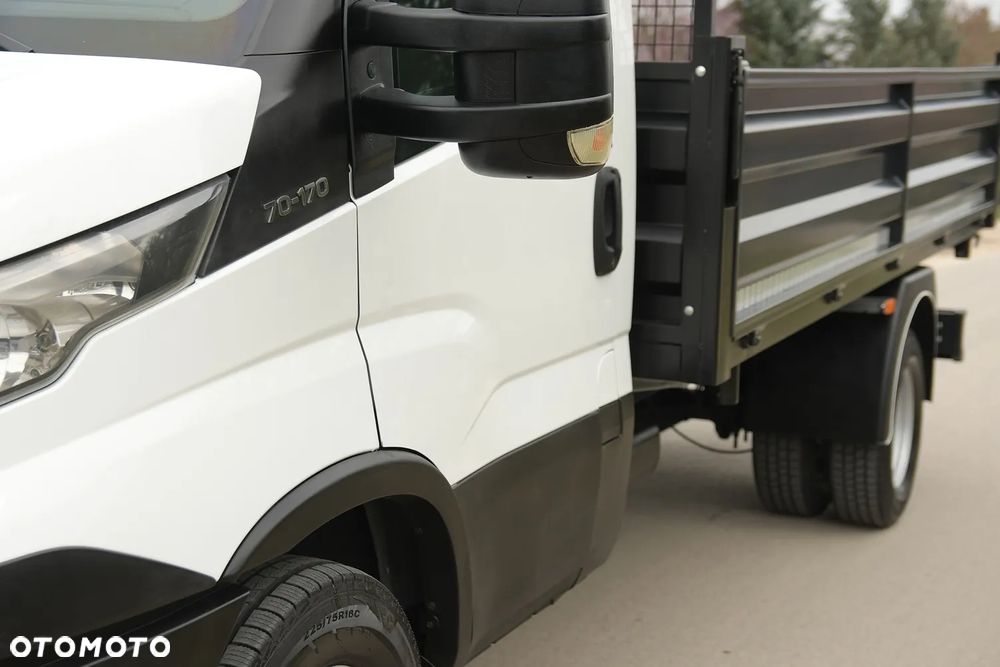 Iveco DAILY//70C17// 3.0 170 KM- podwójne tylne koła// WYWROTKA 3-stronna// Rozstaw osi 410 cm// SALON POLSKA//BEZWYPADKOWY// I WŁAŚCICIEL - 20